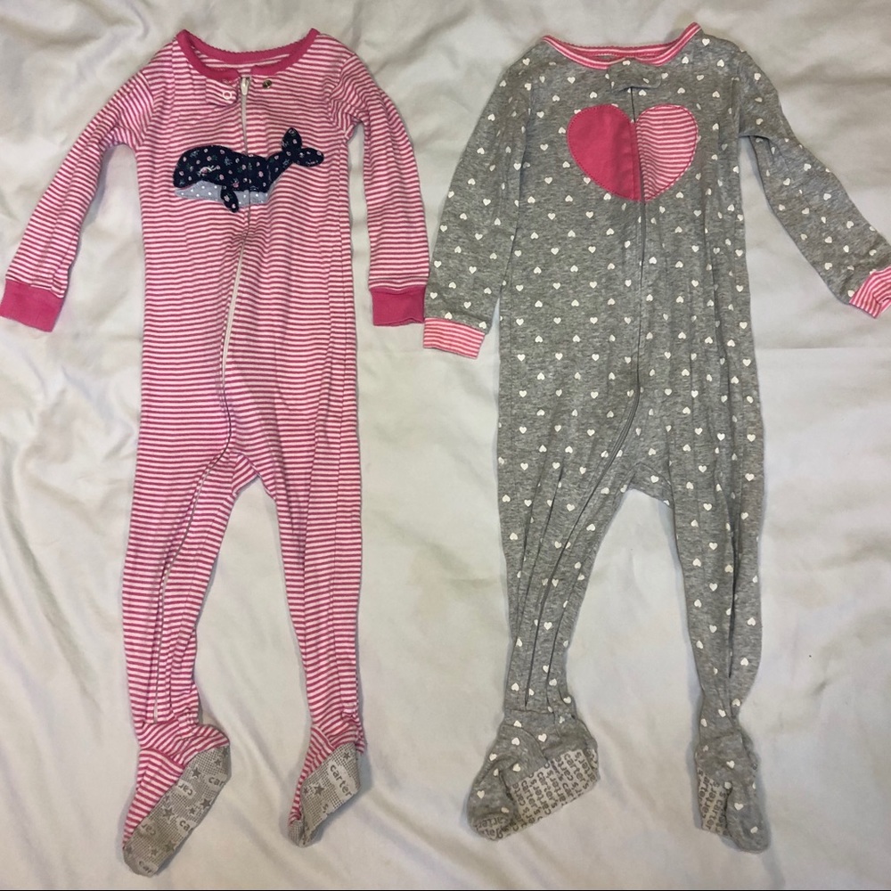 Carter’s baby girl 18M zipper pj’s snug fit soft